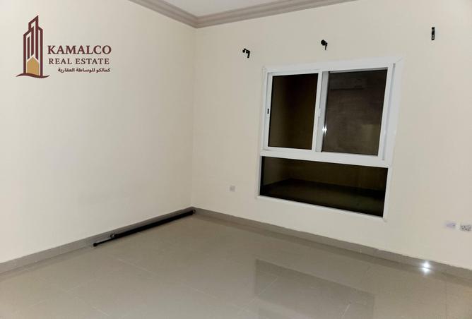 953920 - Property Image 2