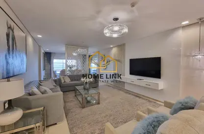Apartment - 3 Bedrooms - 5 Bathrooms for rent in Viva West - Viva Bahriyah - The Pearl Island - Doha