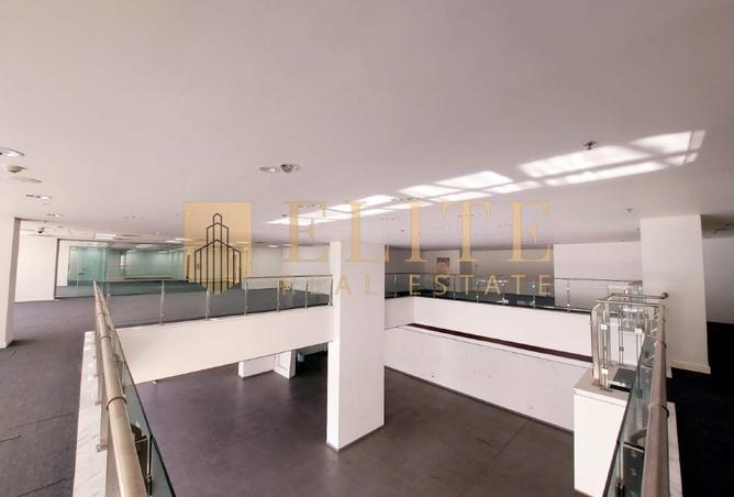 945681 - Property Image 3