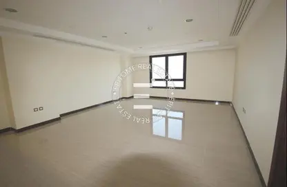 Apartment - 1 Bedroom - 2 Bathrooms for rent in Porto Arabia - The Pearl Island - Doha