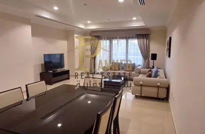 Apartment - 1 Bedroom - 2 Bathrooms for rent in Porto Arabia Townhouses - Porto Arabia - The Pearl Island - Doha