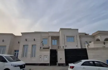 Villa - 6 Bedrooms - 7 Bathrooms for sale in Al Kheesa - Al Kheesa - Umm Salal Mohammed