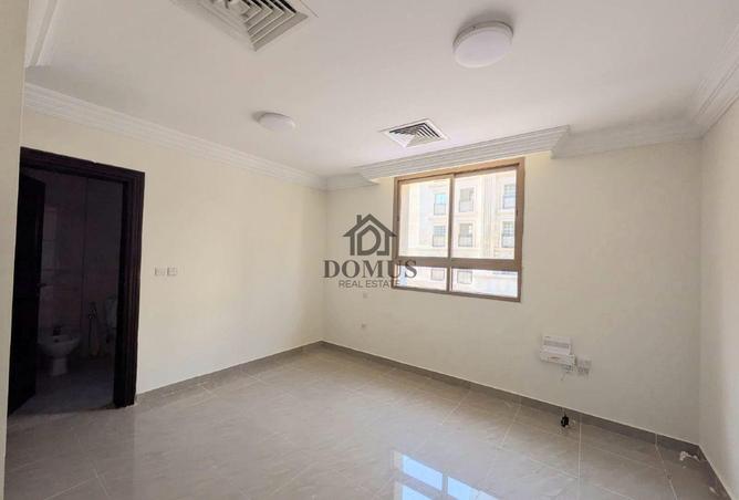 951154 - Property Image 2