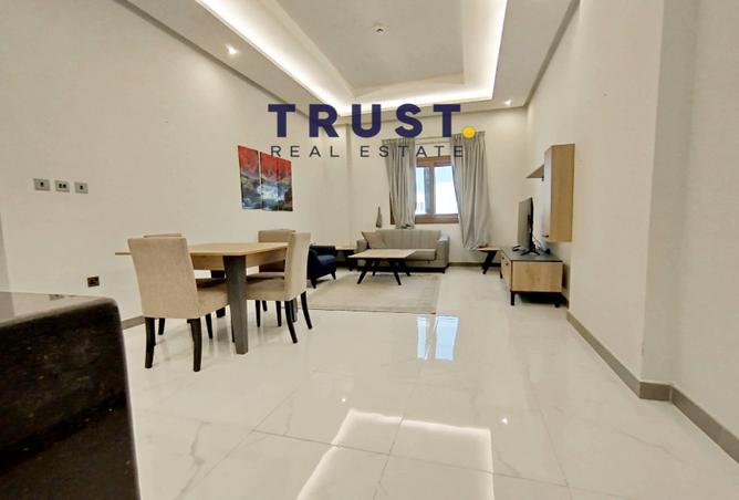 930311 - Property Image 2