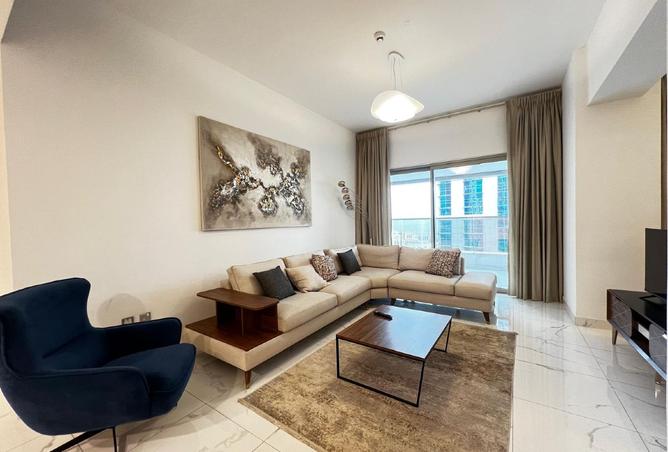 989895 - Property Image 2