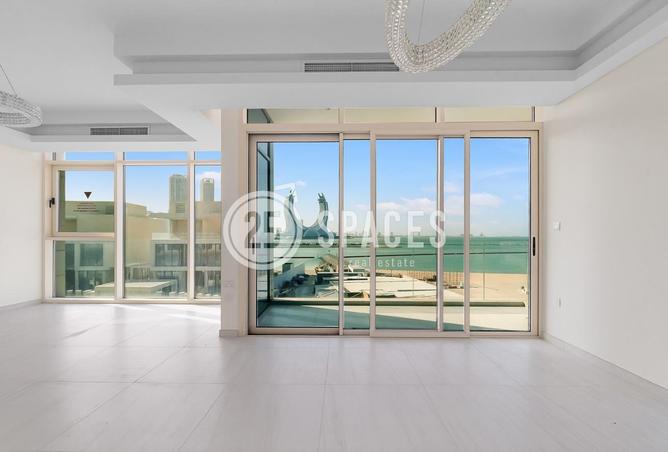 906118 - Property Image 2