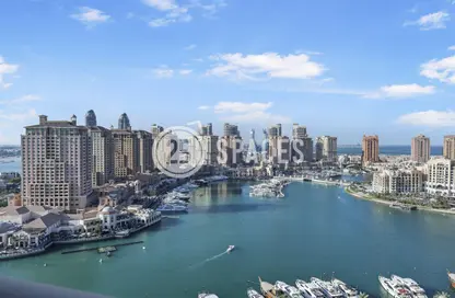 Apartment - 2 Bedrooms - 3 Bathrooms for rent in Tower 31 - Porto Arabia - The Pearl Island - Doha