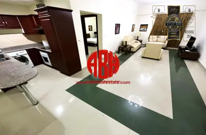 Apartment - 1 Bedroom - 2 Bathrooms for rent in Musheireb Tower - Musheireb - Musheireb - Doha