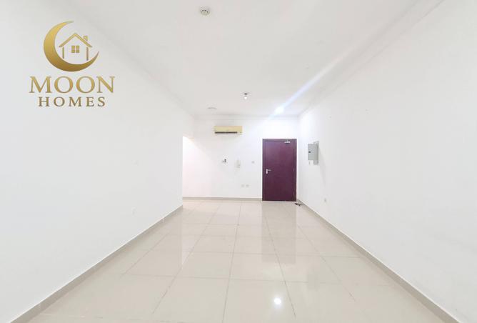 986221 - Property Image 2