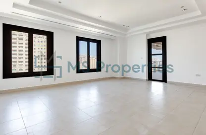 Apartment - 3 Bedrooms - 5 Bathrooms for rent in West Porto Drive - Porto Arabia - The Pearl Island - Doha