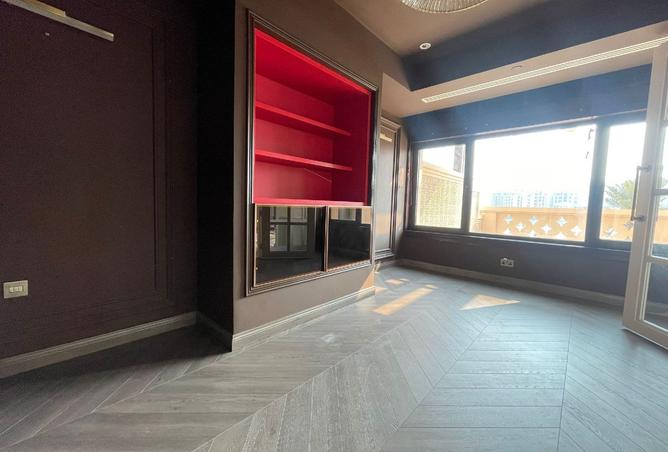 968453 - Property Image 3