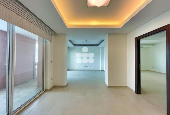 929455 - Property Image 2