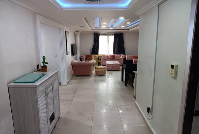 882386 - Property Image 2