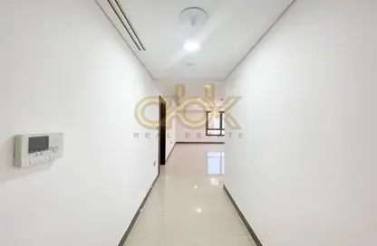 Apartment - 1 Bedroom - 2 Bathrooms for rent in East Porto Drive - Porto Arabia - The Pearl Island - Doha