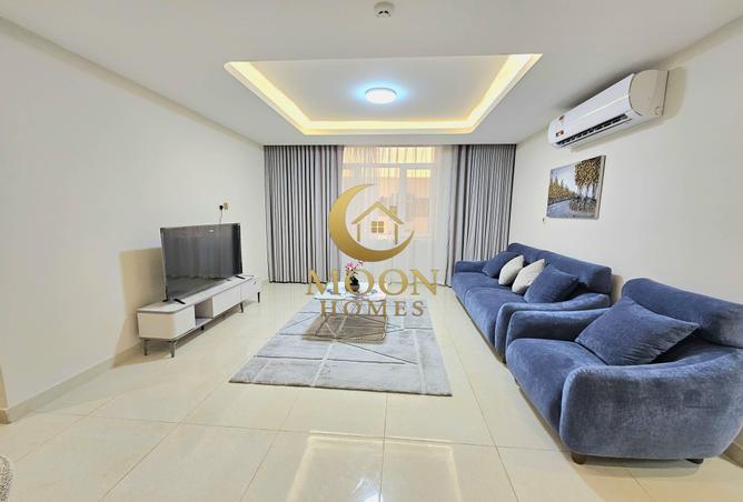 971922 - Property Image 2