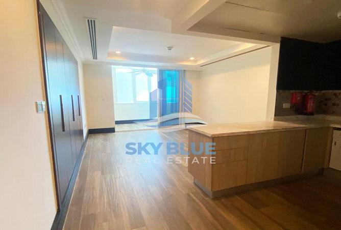 807528 - Property Image 3