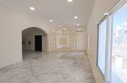 Villa - 4 Bedrooms - 6 Bathrooms for rent in Wadi Al Markh - Muraikh - AlMuraikh - Doha