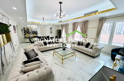 Apartment - 3 Bedrooms - 3 Bathrooms for rent in West Porto Drive - Porto Arabia - The Pearl Island - Doha