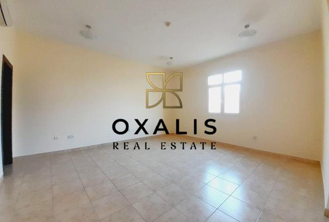 1001324 - Property Image 2