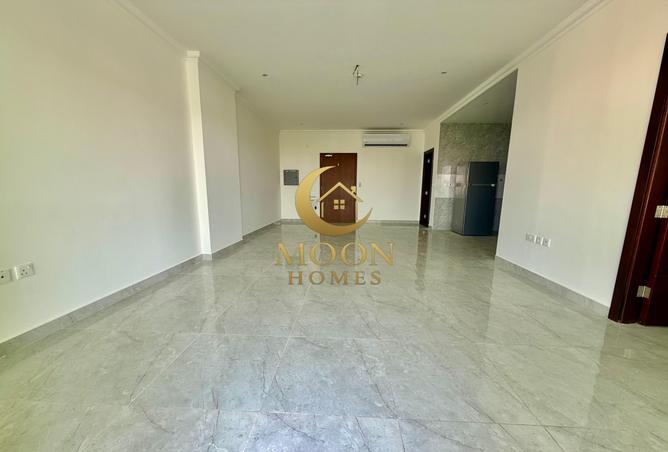 973161 - Property Image 2