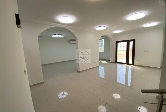 Villa - 6 Bedrooms - 7 Bathrooms for rent in Al Wukair - Al Wukair - Al Wakra