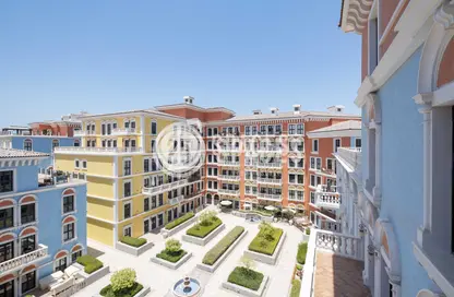 Apartment - 1 Bedroom - 2 Bathrooms for rent in Carnaval - Qanat Quartier - The Pearl Island - Doha