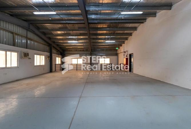 995351 - Property Image 3