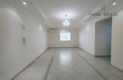 Apartment - 2 Bedrooms - 2 Bathrooms for rent in Al Sadd - Doha