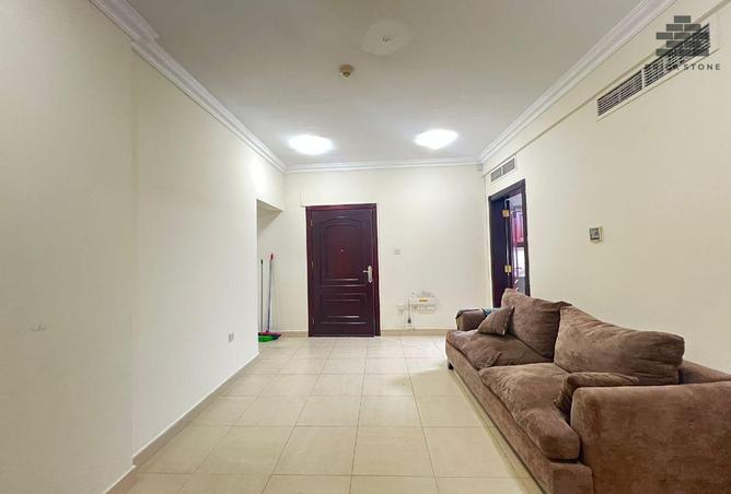 981071 - Property Image 2