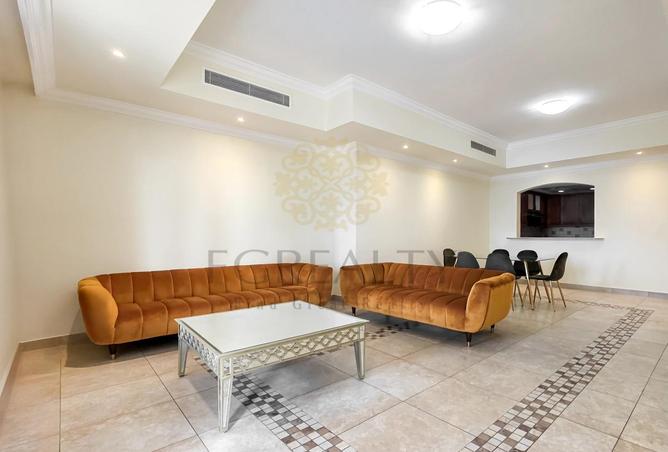 982031 - Property Image 3