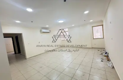 Apartment - 3 Bedrooms - 3 Bathrooms for rent in Al Nasr Street - Al Nasr - Doha