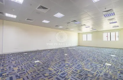 مساحات مكتبية - استوديو - 2 حمامات للايجار في طريق سلوى - المنطقة الصناعية القديمة - الريان - الدوحة