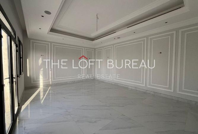 945088 - Property Image 2