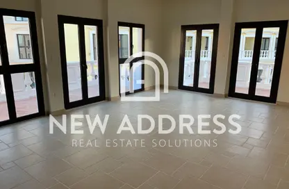 Apartment - 3 Bedrooms - 4 Bathrooms for rent in Carnaval - Qanat Quartier - The Pearl Island - Doha