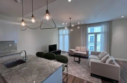 Apartment - 2 Bedrooms - 4 Bathrooms for rent in Floresta Gardens - Floresta Gardens - The Pearl Island - Doha