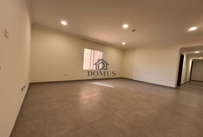 937054 - Property Main Image