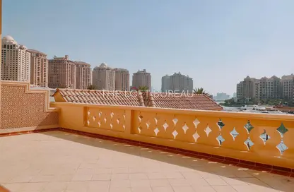 (بنتهاوس  (روف - غرفة نوم - 2 حمامات للايجار في طريق بورتو الشرقي - بورتو أرابيا - جزيرة اللؤلؤة - الدوحة
