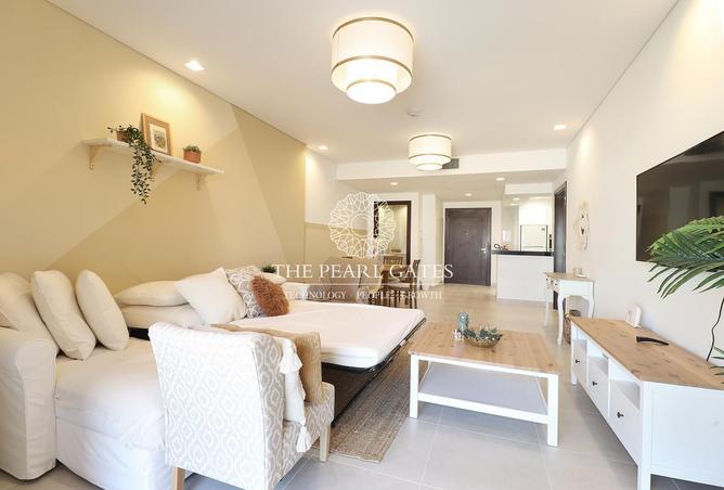 884110 - Property Image 2