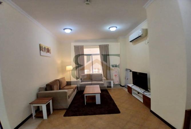 935911 - Property Image 2