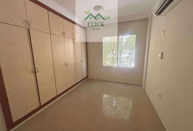 983171 - Property Image 3