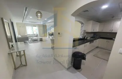 Apartment - 1 Bedroom - 2 Bathrooms for sale in Tower 4 - Porto Arabia - The Pearl Island - Doha