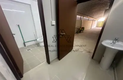 Apartment - Studio - 1 Bathroom for rent in Al Kheesa - Al Kheesa - Umm Salal Mohammed