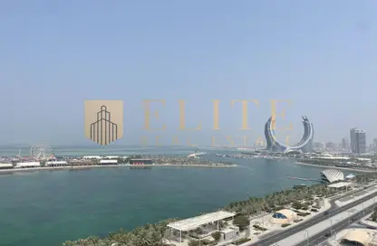 Apartment - 2 Bedrooms - 4 Bathrooms for rent in Marina Tower 02 - Marina District - Lusail