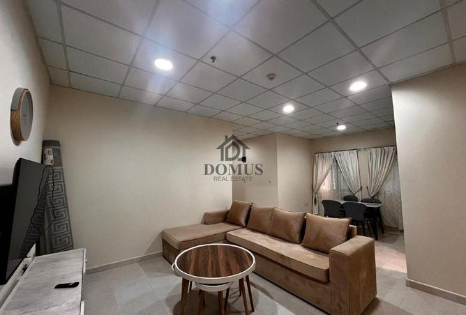 958436 - Property Image 2