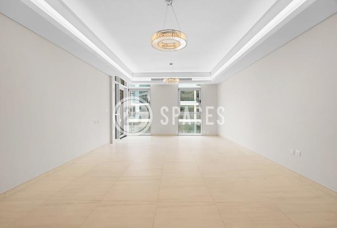884314 - Property Image 2