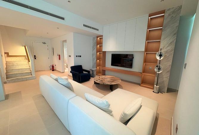 972565 - Property Image 2