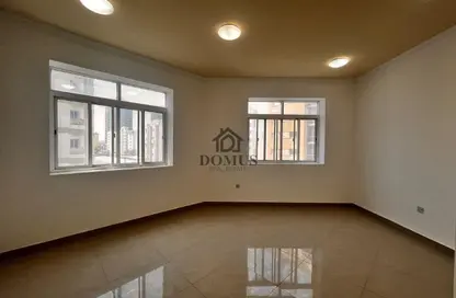 Apartment - 3 Bedrooms - 3 Bathrooms for rent in Anas Street - Fereej Bin Mahmoud North - Fereej Bin Mahmoud - Doha