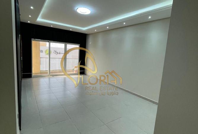 931704 - Property Image 2