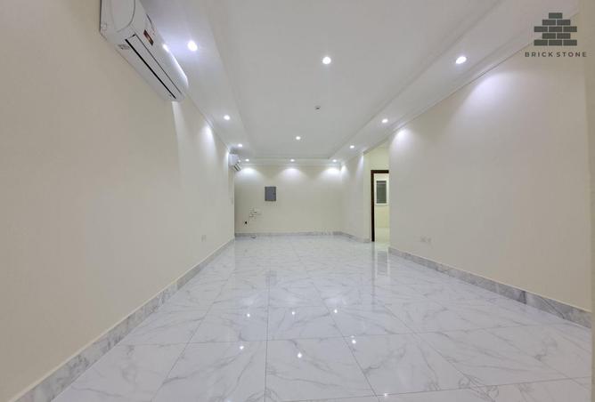 998985 - صورة العقار 2