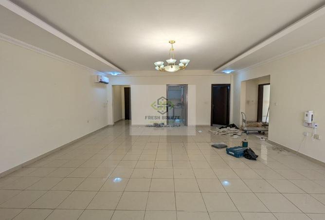 973140 - Property Image 2